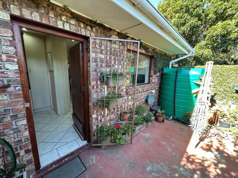 4 Bedroom Property for Sale in Noorsekloof Eastern Cape